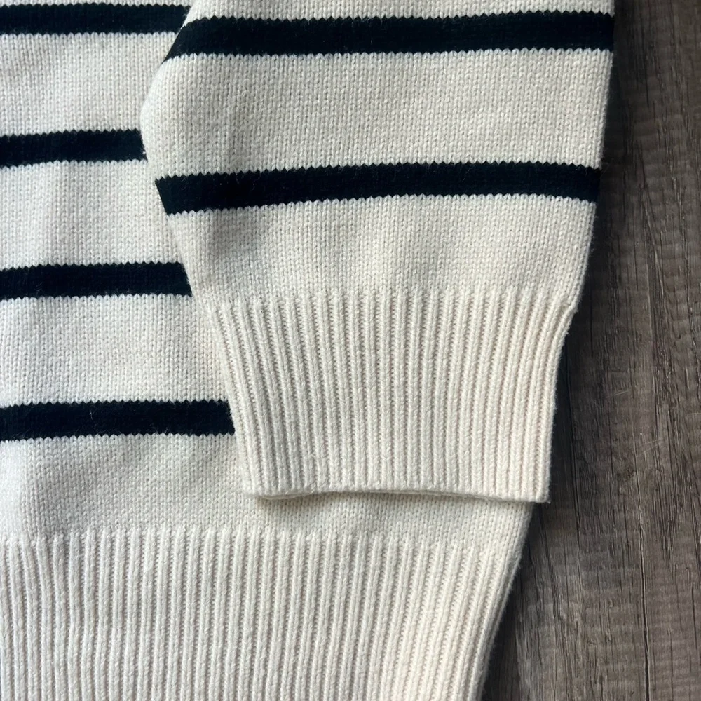 Oak & Fort Cream and Black Striped Sweater Womens Large - Picture 3 of 7